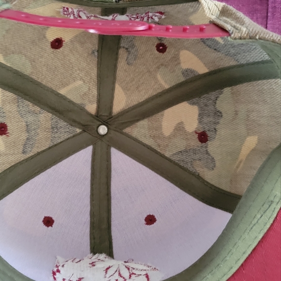 Camo & Maroon Wutang hat Nwt - Picture 3 of 3